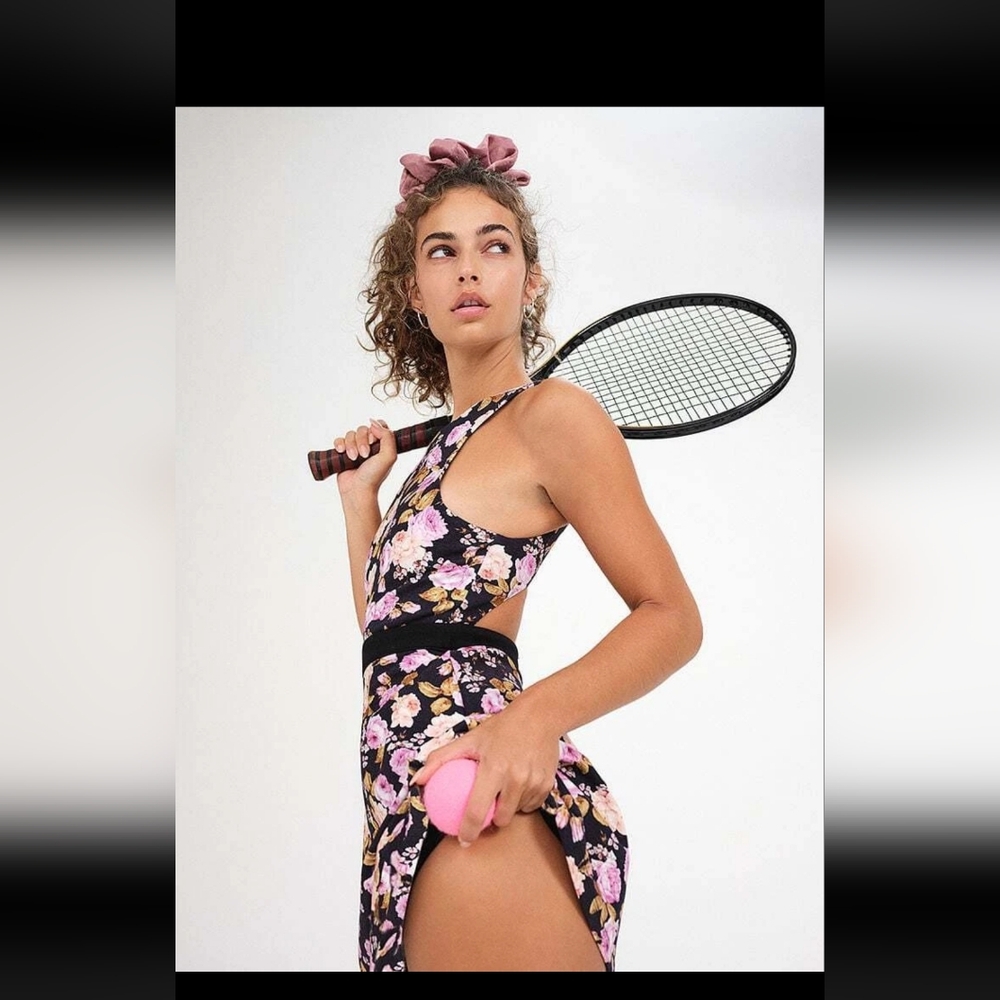 For The Love & Lemons Floral Women's Tennis Outfite